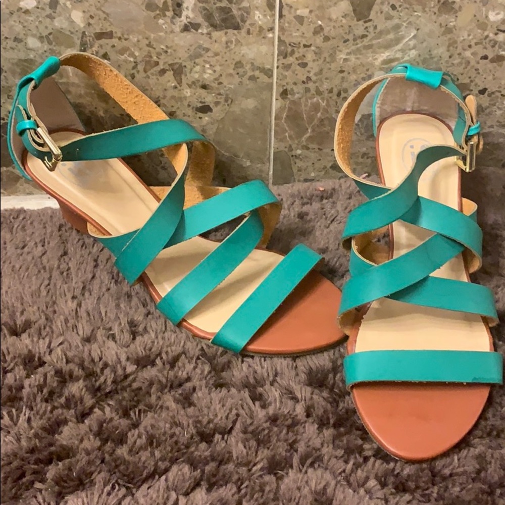 If Carrini teal green  2.5” heel sandals